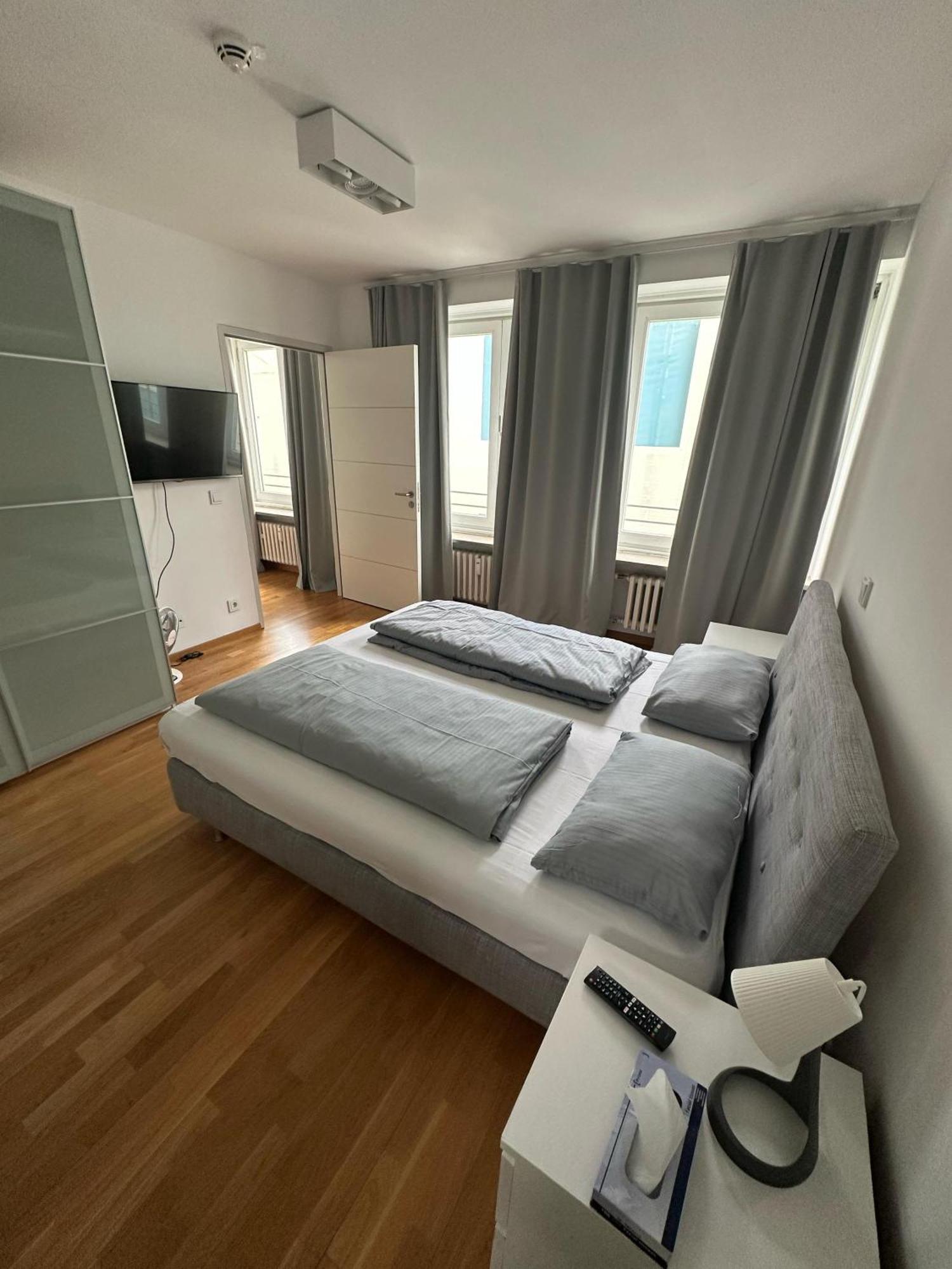 Al Nafurah Apartments München Buitenkant foto