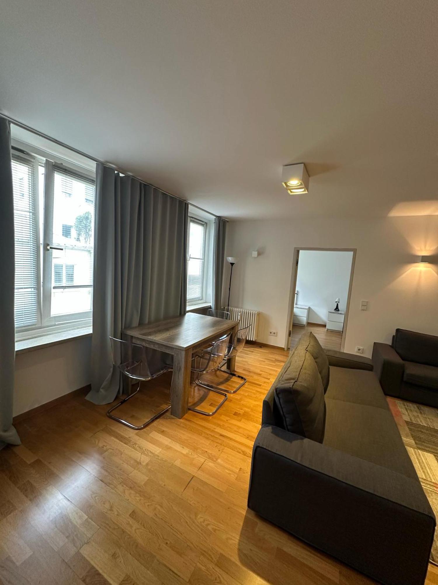 Al Nafurah Apartments München Buitenkant foto