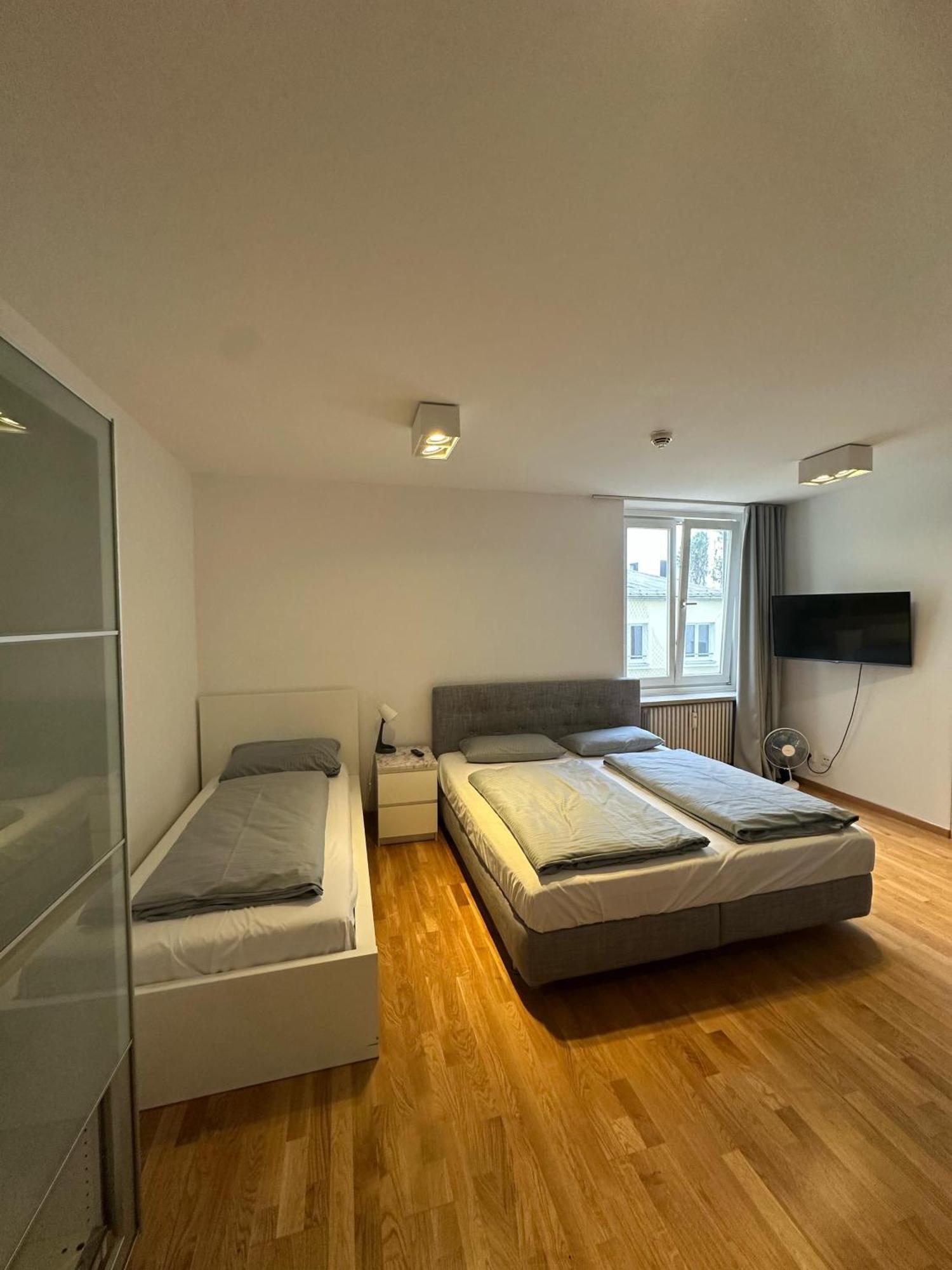 Al Nafurah Apartments München Buitenkant foto