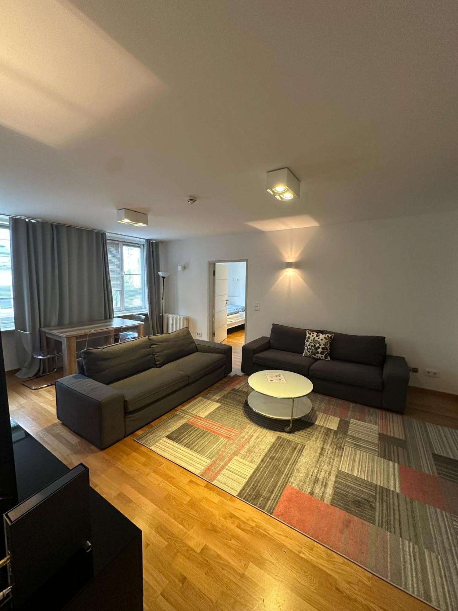 Al Nafurah Apartments München Buitenkant foto