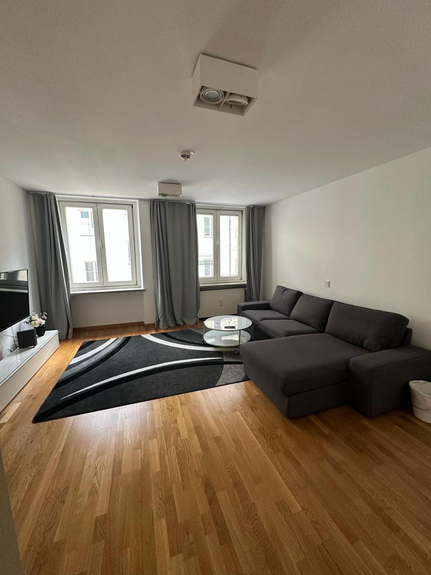 Al Nafurah Apartments München Buitenkant foto