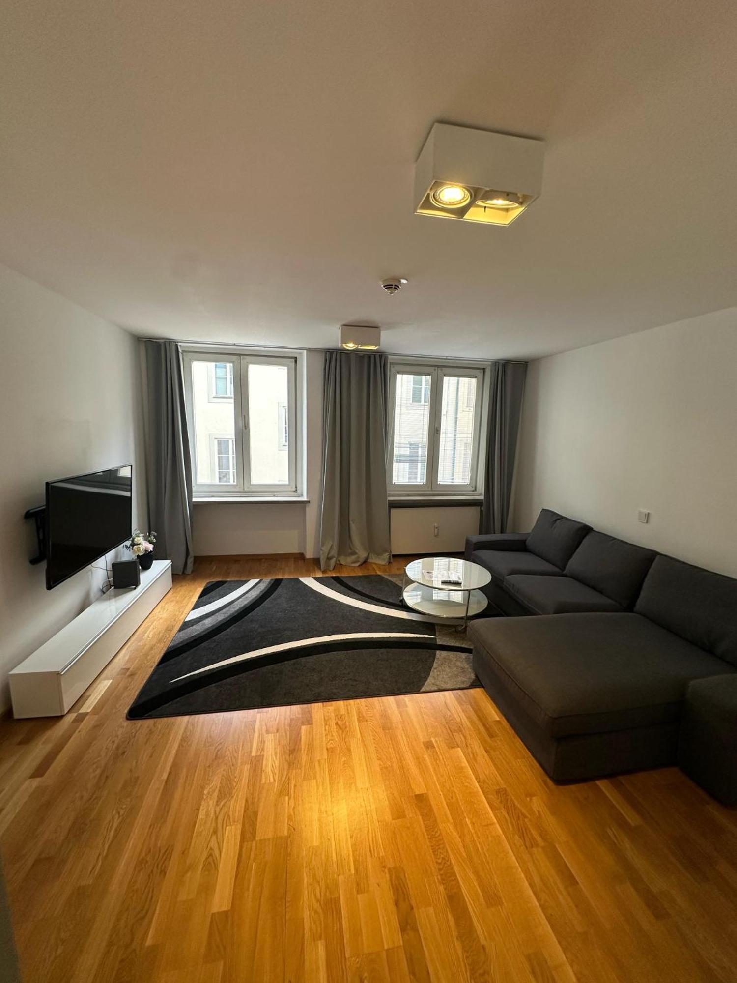 Al Nafurah Apartments München Buitenkant foto