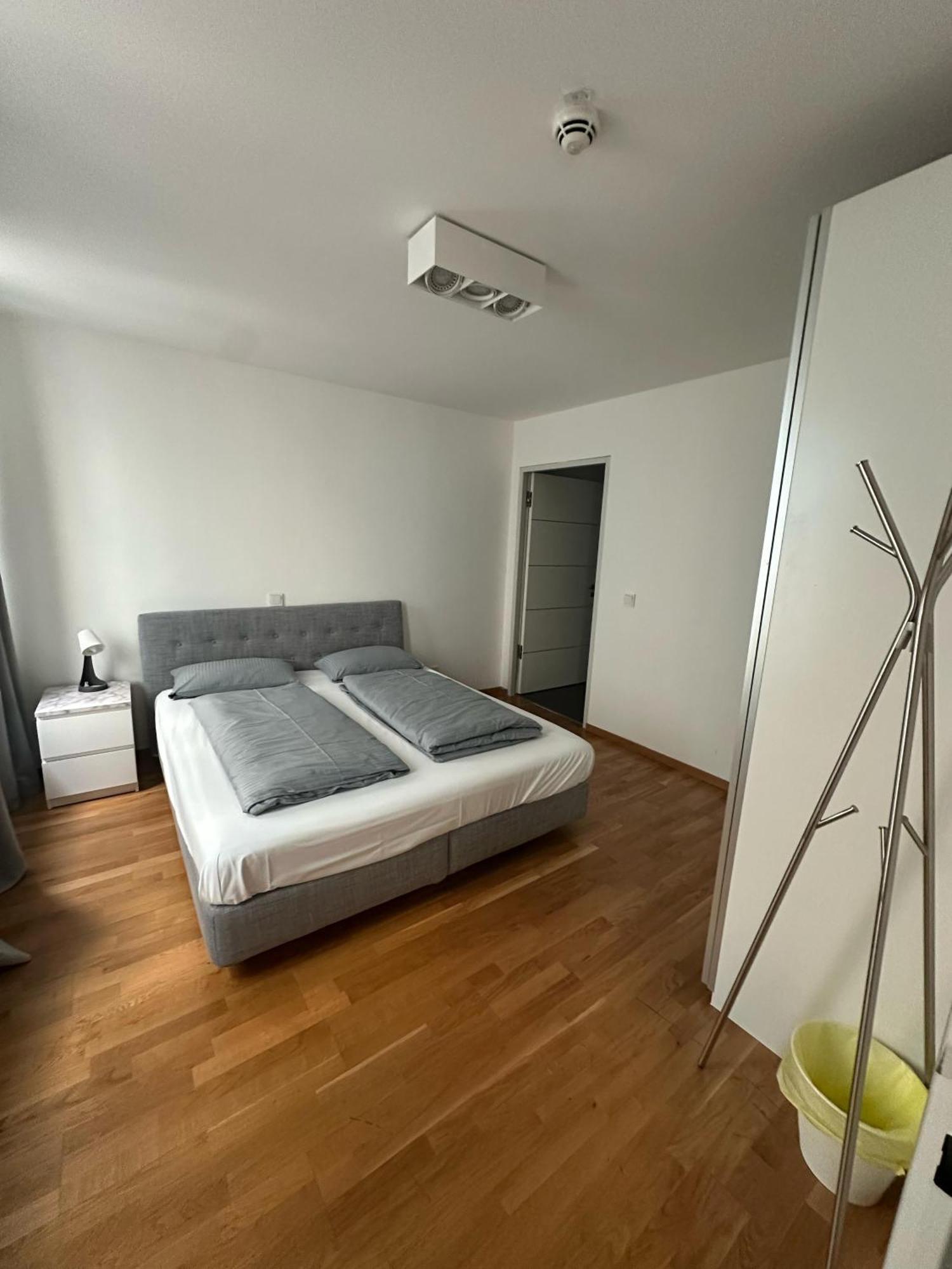 Al Nafurah Apartments München Buitenkant foto