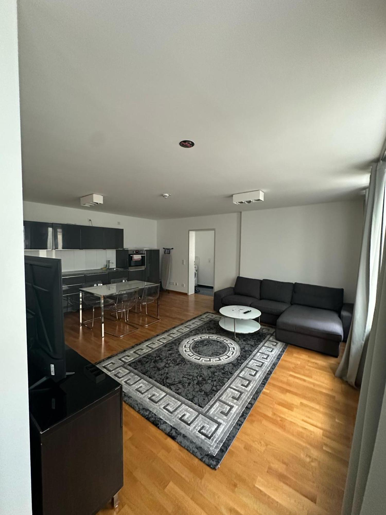 Al Nafurah Apartments München Buitenkant foto