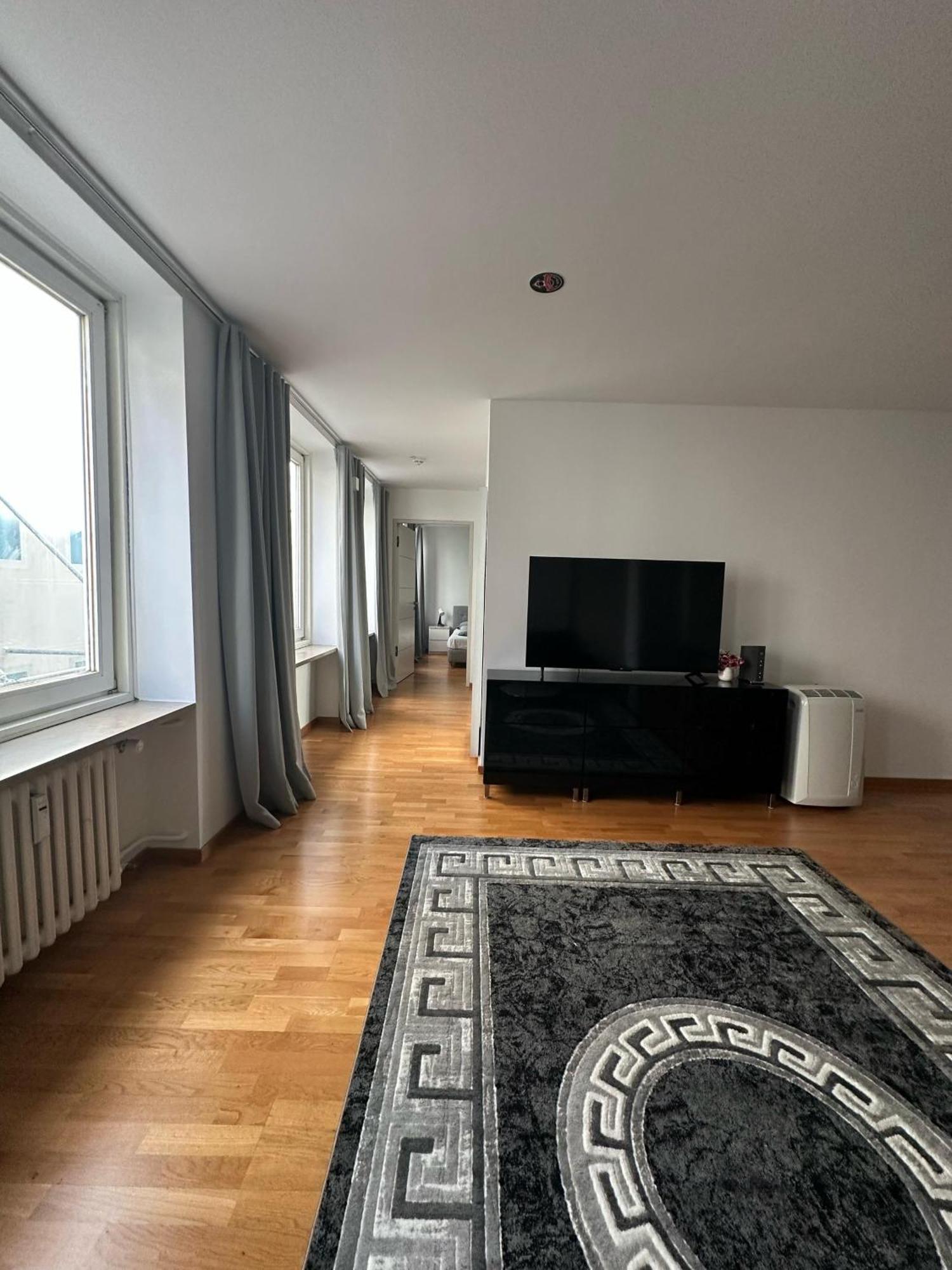 Al Nafurah Apartments München Buitenkant foto