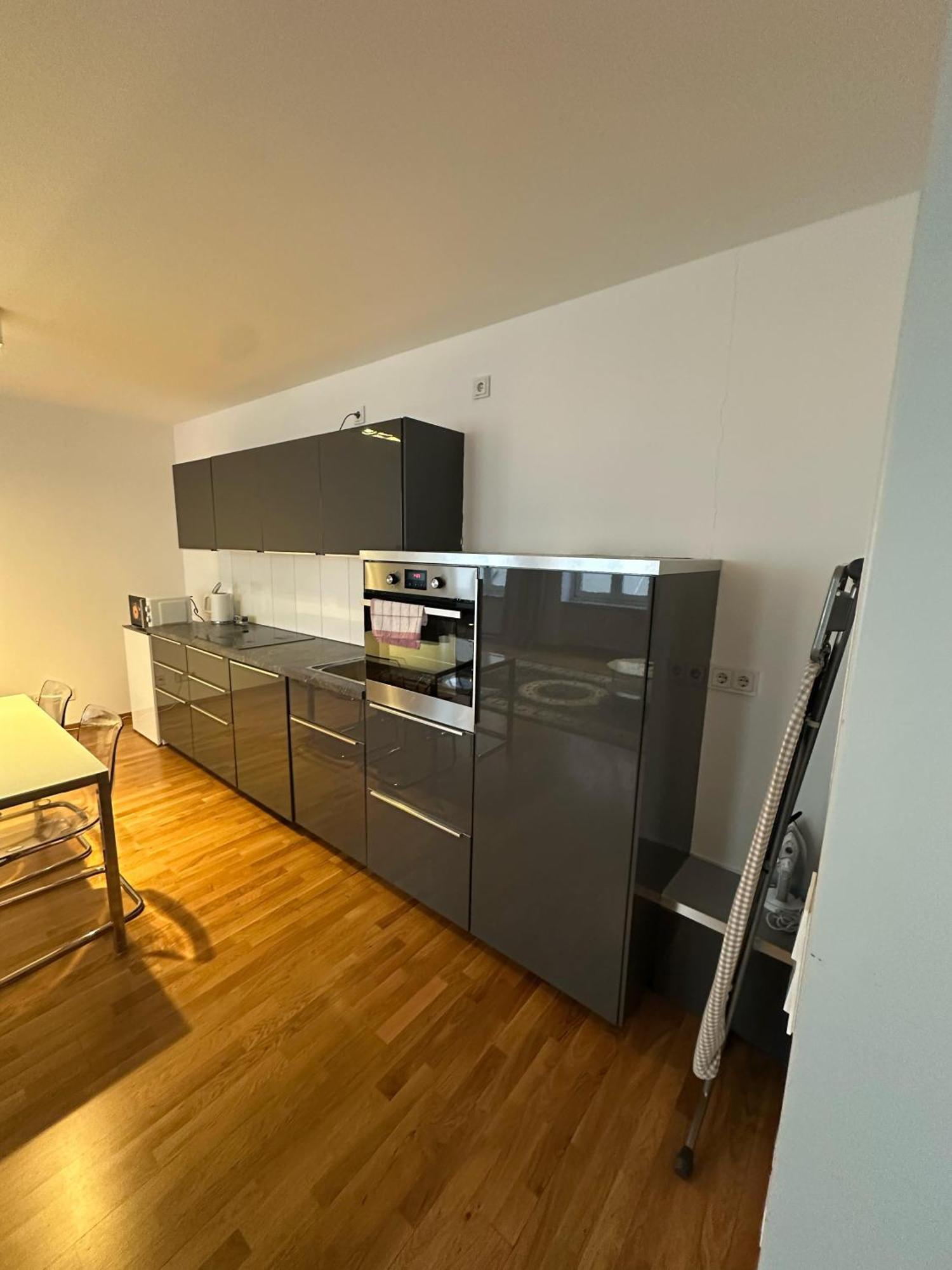 Al Nafurah Apartments München Buitenkant foto